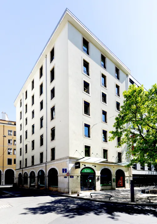 EU Business School